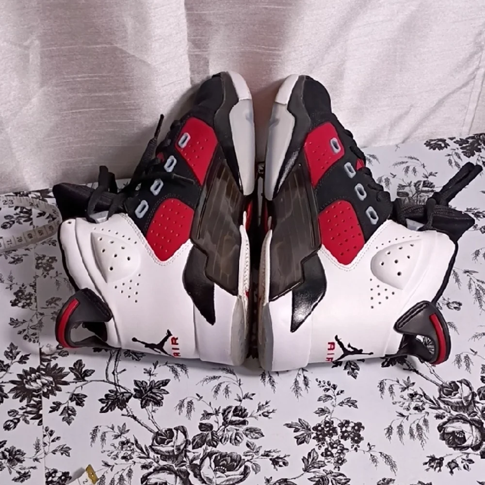 Air Jordan Carmine High-Top‎ Sneakers - Black, Red, and White Size 8